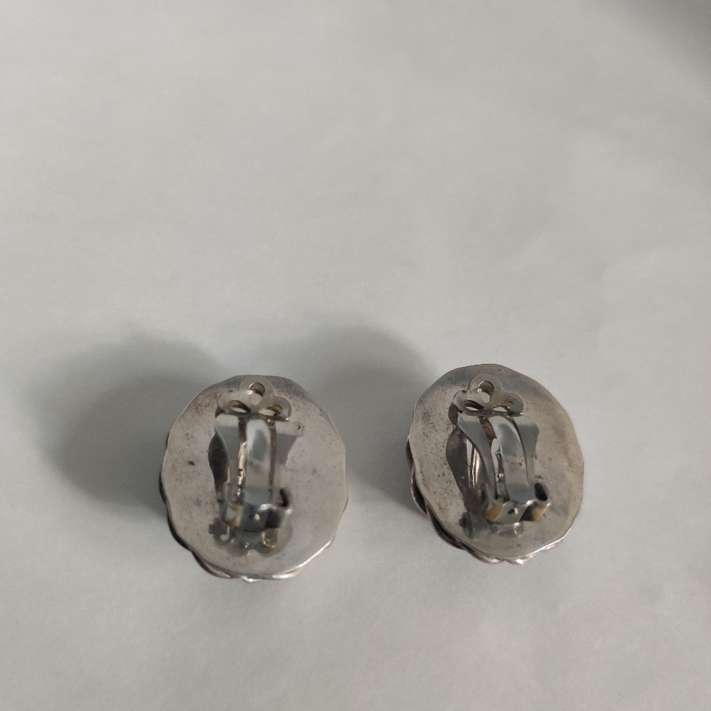 VTG 70s Taxco Silver clip earrings with red coral - Picture 4 of 9